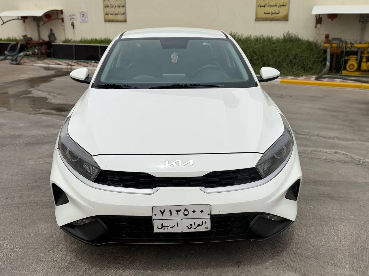 السلام عليكم كيا سيراتو خليجي موديل 22 اربيل بسم شركه سنويه لل 27. محرك 1600 تبريد قطعتين دواخل لونين مثبت سرعه بلاضافه شاشه كامره دوشمه جاد ارضيه جلد كشافات كير مكينه حداده سياره جديده فقط بارد بلجاملغ الامامي بسيط السعر 147 وبيه مجال بسيط لشراي اتصل وبلخدمه ***********
