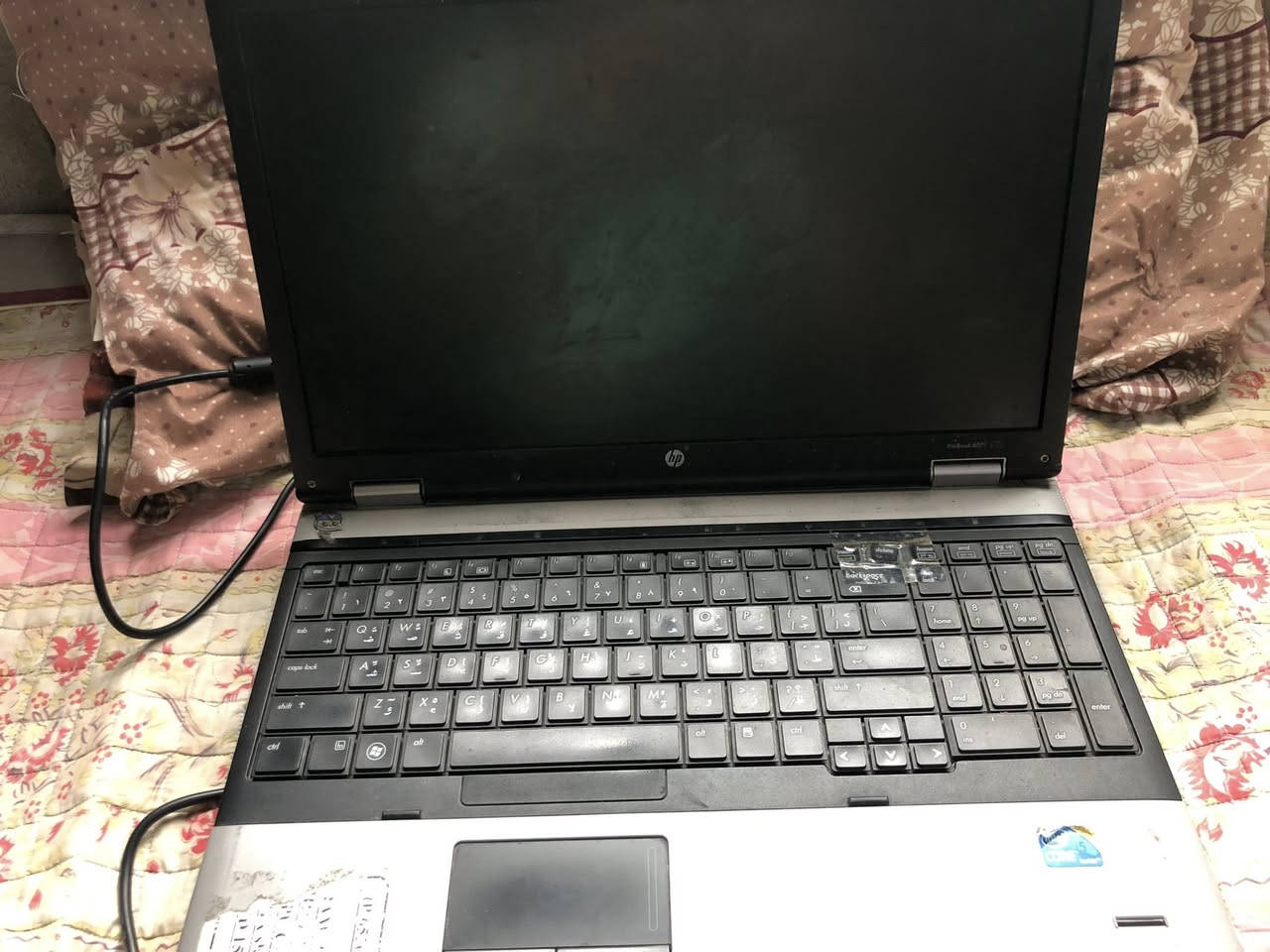 سلام عليكم لابتوب للبيع
اسمها : HP probook6550 

هارد :320 

رام :4 ووياها الشاحنه

بيها عطل نسيت شنو اسمه لان وديتها للمصلح قبل فتره وكال عطل بل كارت بس نسيت كارت شنو للعلم مو كارت شاشه شاشه مابيها شي بس عطل اعتقد بل مذر بورد مدري وين وهو كال يكلف ٥٠ تصليحة بغداد المهم تطفه وتشتغل والشاشة مابيها شي والكيبورد مابي شي يدوس والبطارية تعبانه يرادلها تبديل 

السعر قيم بل يرضي الله🖤

مكاني بغداد الدورة حي اسيا او 120


**إذا كنت صاحب هذا الإعلان وتريد حذفه لأي سبب، رجاءا أرسل رسالة إلى الدعم الفني**