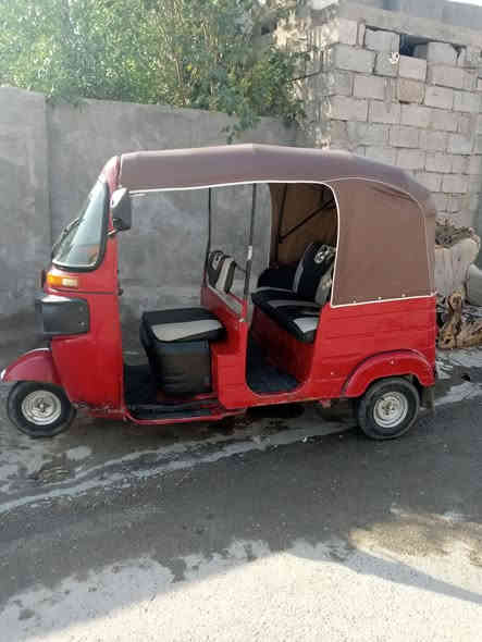 سلام عليكم ورحمة وبركاته تكتك البيع موديل 2017تكتك خير من لله محرك 20تجفيت جديد سعر 3250بتلاثة ملاين وربع بيهة مجال قليل المكان بغداد مدائن سلمان باك وراق كاملة سبعة وراق رقم الهاتف ‏‪***********‬‏
