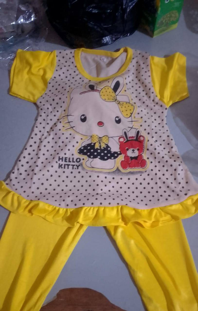 تراك بناتي بي قياسات 
سعر 3
يوجد توصيل


**إذا كنت صاحب هذا الإعلان وتريد حذفه لأي سبب، رجاءا أرسل رسالة إلى الدعم الفني**