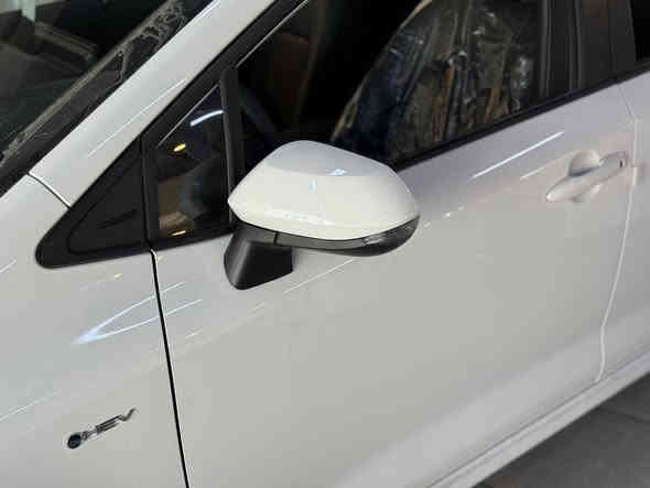 تۆیۆتا کۆرلا 2025 فول مواسەفات 
سلایت بسمە شاشە کامێرە
 رادار 8 ارباک یدە بسمە
دەعامی بۆ دەعامی بەشەرت 
نوکە دەرزی پێوە نییە 

***********
***********
