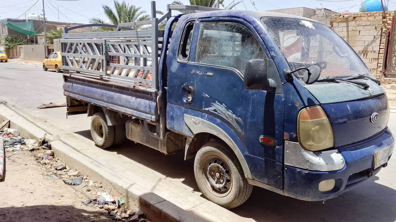 عدنا هاي السيارة للبيع كيه حمل 2007السياره نكره سلف الديوانية هاذا رقمي ليريد يشتري يتصل عليه  ***********
