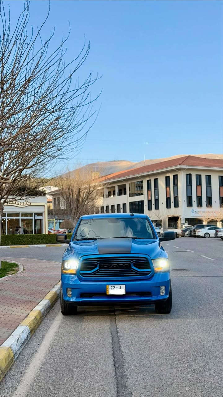 بەناوی خوای بەخشندەو میهرەبان
🌑دوج رام پيكاب مەكینە مەرغوب ٨ پستۆن ٥٧٠٠ دەرگا گەورەی بۆدی كورت مەرغوبترین حەجم
سریارەكە زۆر زۆر تازەیە لەشەریكە بە سفری چۆنە بەو شێوەیە سەیارەكە تەنها ٤٤ هەزاری حەقیقی رۆشتوە📦📦📦
🌑تەنها چامەلەغی پێشەوەی بۆیاخە بە بێ ئێرباگ بە بێ ناو گرتن واتە ئێرباگ نەتەقیوە و ٢ پارچەش گۆراوە بە بیلادی نەفسی ڕەنگ بێ بۆیاخ
🌑گێر و مەكینەی تاقم پێش و دوای هەمویمەزبت و نەكراوەتەوە
🌑سەنەوی و هەزەو فەحسی هەموی تازەیە
🌑مواسه فات:
{كاميرا-حةساس-شاشه گةوره- كوشن كارەبا - كوشنەكانی لەگەل سوكانی كارەبا-بلاجكتۆر -دەبل ئەكسل زۆر مواسەفاتیتر.....}
نرخ:٢٣٠وەرەقەو مەجال
شوێن:سلێمانی
📞📞***********

بسم الله الرحمن الرحيم  

🔴 خاص سيارة  دوج رام بيكم  محريك  مرغوب ( V8 - 5.7 ) و باب طويل بودي قصير مرغوب 🔥

رام    2023    كلاسيك   سيارة  جديدة  بل باكيت  ماشية ٤٤الف فقط📦📦  🖐️

🔴 سياره  فقط جاملغ امامي ضبغ بدون ايرباك بدون دواخل شرط  جديد جديدة   سونار موجوده🖐️

🔴 كير و محريك و صدر  كلة  مضبوطة  شرط كفالة بدون فتح

🔴 سنوى   فحص و هزة   كلة  جديدة  👍

🔴   مواصفات  
{   كاميرا - حساس - كوشنات كهربائى
 - ٤*٤  -شاشة كبير-  ستيرن هيتر و كهربائي-  ڤوليوم   - بلاجكتور - فورويل - كوشنات تدفية  }
-----------------------------------------------------

🔴  سعر       230 💵
🔴  مكان      سليمانية  🌇
🔴  رقم      *********** ☎️
--------------------------------------------------- السليمانية, العراق

