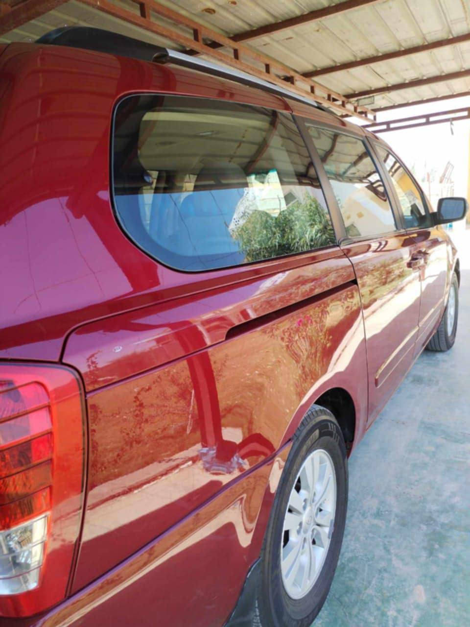 كيا سيدونا 2012
محرك 3500
6 سلندر  نضيفه. بيهه قطعتين تصليح فقط 
بنيد وجاملغ امامي 
***********
