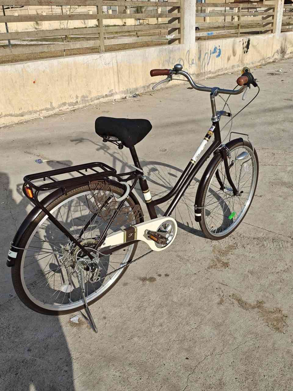 هاي الدراجه للبيع جديده ادفع سعرك
***********
