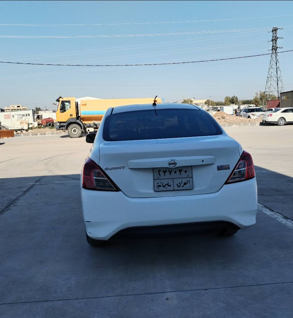 لاکشمیبای، 2016 دەسک ڕەش  195 هەزار km ڕۆشتووە، گێڕ و مەکینە بەشەرت، سەنەوی و ڕەقەمی تا 2028 تازەیە تحویل و غرامە بەشەرت
چاملغی دواوەی سەکن  دوو بست و سنوقەکەی ڕوبعێکی بۆیاخ ی هەیە، لەگەڵ هەنێ سارد
98 $ و مەجالێ برایانە
مشتەری نیت سەر خۆت و منیش مەیەرە ژان
*********** ژ.م كالار, السليمانية
