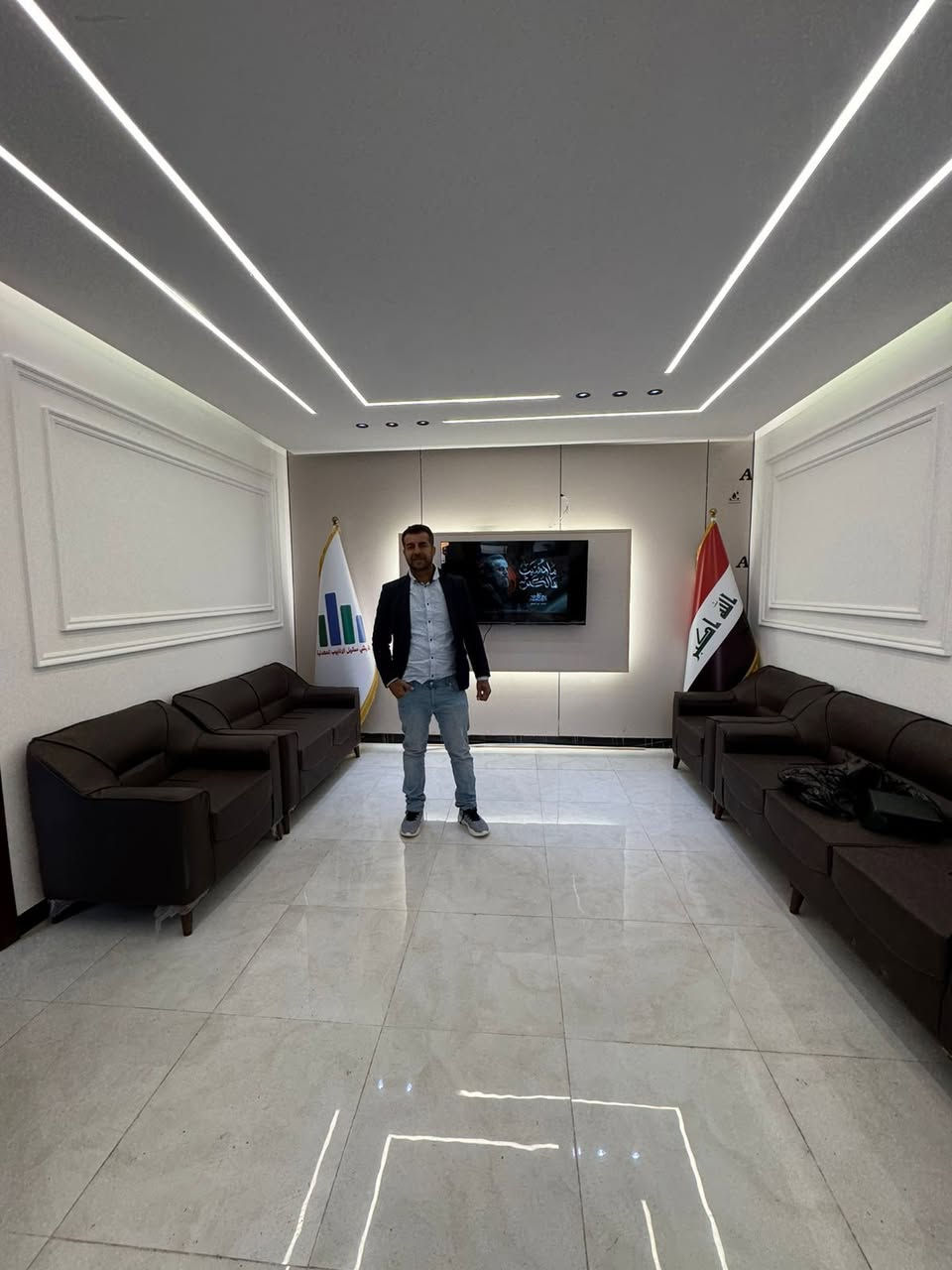 من أعمالي للديكورات ***********
