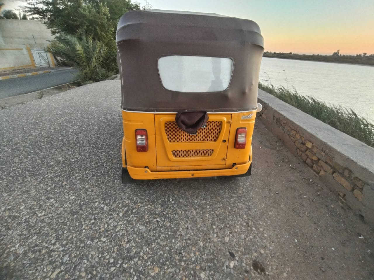 تكتك للبيع 22 رقم وسنويه مكلف بل نشر رقم راعيه ***********
