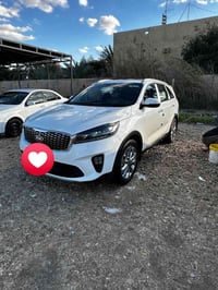 سورنتو ٢٠٢٠ • ٦ سلندر • ماشي ٨٨٠٠٠