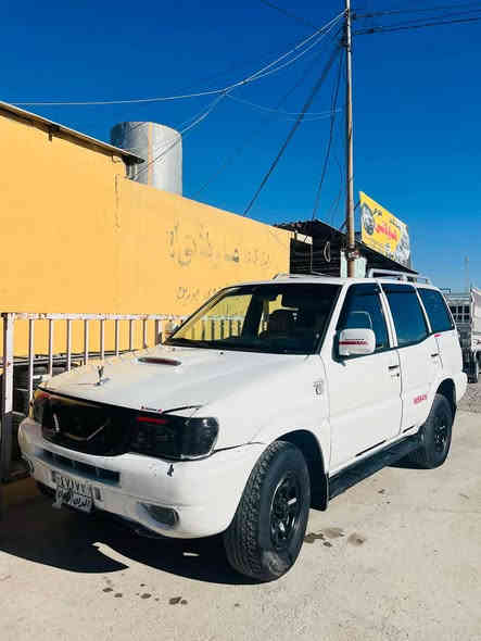 نيسان موديل 2000
گير عادي دبل اكسن
رقم دهوك شرط تحويل عليها 3 اوراق غرامه ينزل سعر 
داخل اصفر داخل و خارج نضيف 
سياره گير و محرك شرط بدون عيب 
داخل و دوشمه جديد 
دبل سپير 
تبريد حار و بارد شغال 
سعر 45 و مجاف و ٣ اورق غرامه ينزل 
عنوان شيخان 
*********** شيخان
