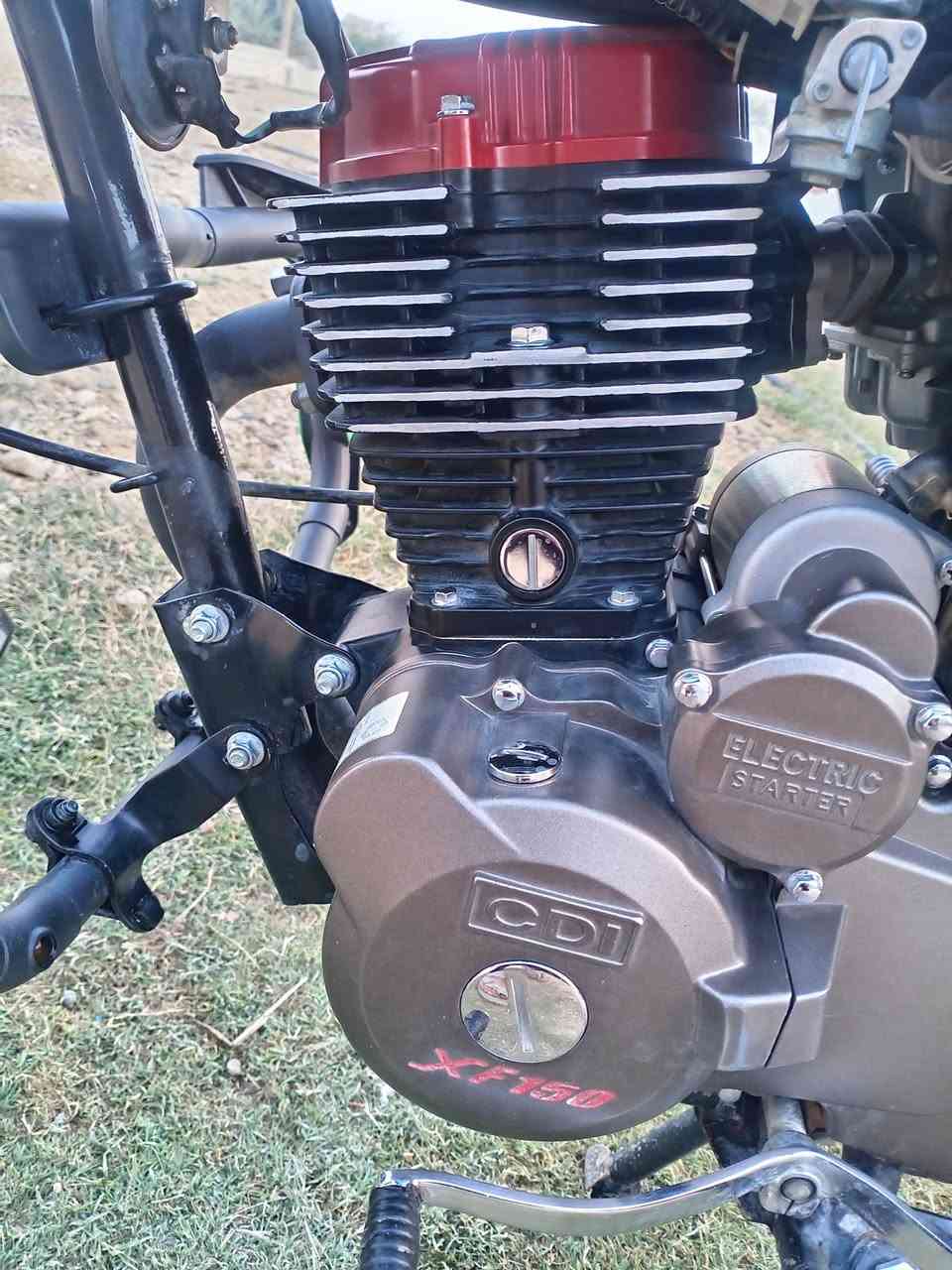 سلام عليكم موطور شاني موديل 2023 كلشي شغال بي موطور حيل نضيف وجديد السعر900 ما بي مجال فد مره وشراي يجي عل رغم ***********
