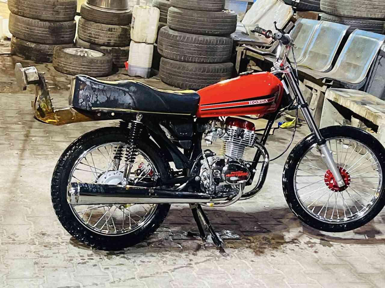 سلام عليكم خوان دراجه بدون وراق البيع ٧٥٠تيربوم مامفتوحه ***********
