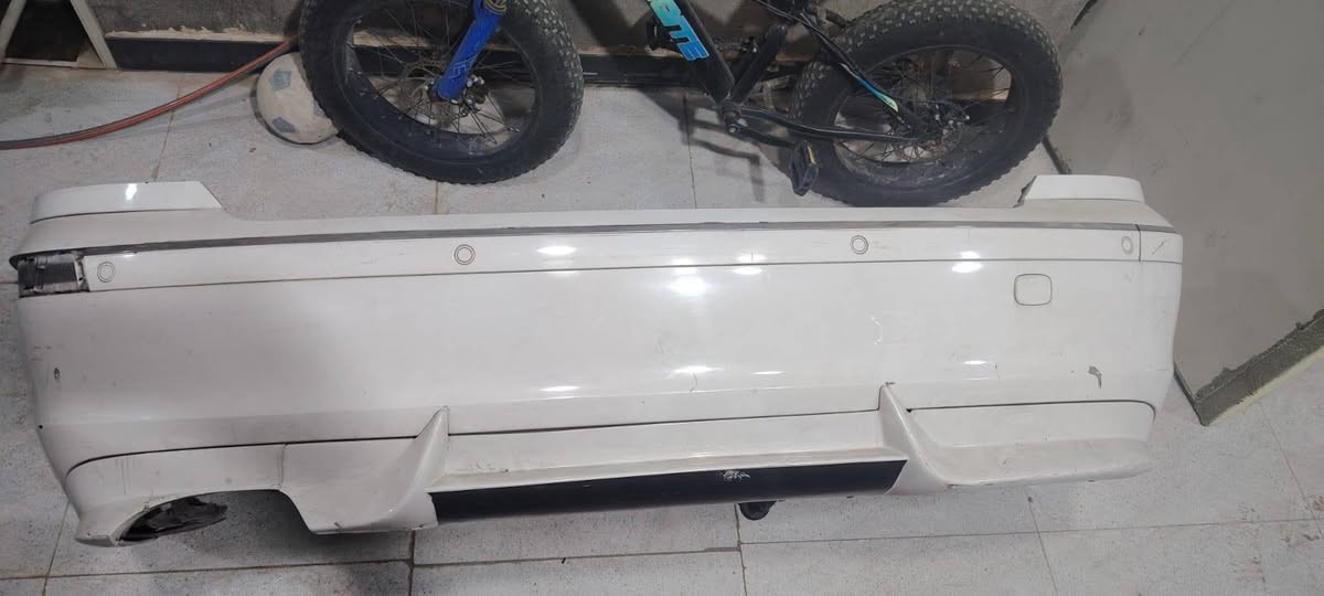 دعاميه بي ام باخره   2008 جديده حاويه بدون كسر بدون ايشي حساسات بيها كامله نقصها تريشه سعرها 150 الف وبيها مجال مكانها ميسان رقم تواصل ***********
