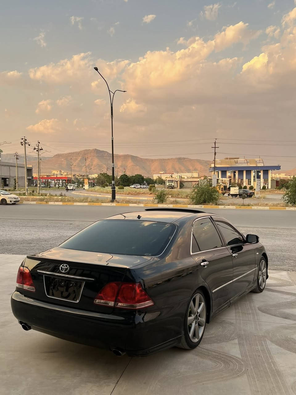 سەرەتا بەناوی خوا 
شاهینە2007GRS184
بڕاوە بڕوە بێ کۆد بێ کۆد
قپات ماسەفات ٤دوگمە سڵایت پەردە سەلاجە کوشن جڵد هەر ٤کەوشنی هیتەرو عەڕەکەیە ساج سور ئاوێنە ئیشاڕەت عاسەی پشتو پێش  سوکان عەیزەران قەپات ماسفاتی شاهینەیە .
چوار تەیەو ویلی دینگەی لۆلک لۆلک گێڕو مەکنەو تەبریدو تەقەو ڕەقە بەشەرت بێ داعمو لێدراوو بۆیاغ کەڤەر گۆڕاو بەشەرت بێ دوکەڵ یەک سەنت مەسەرەفی نیە تازە ڕۆنی گێڕو مەکینەی گۆڕاوە کاربایاتیشی کامل بە شەرت گێڕو مەکینەی بە شەرتی ٢٠ فیتەر سەخفیشی وەک شوشە وایە
بۆ نرخ تێل بکە 
شوێن حاجیاوا-ڕانیە
ژم.***********
ژم. ***********
