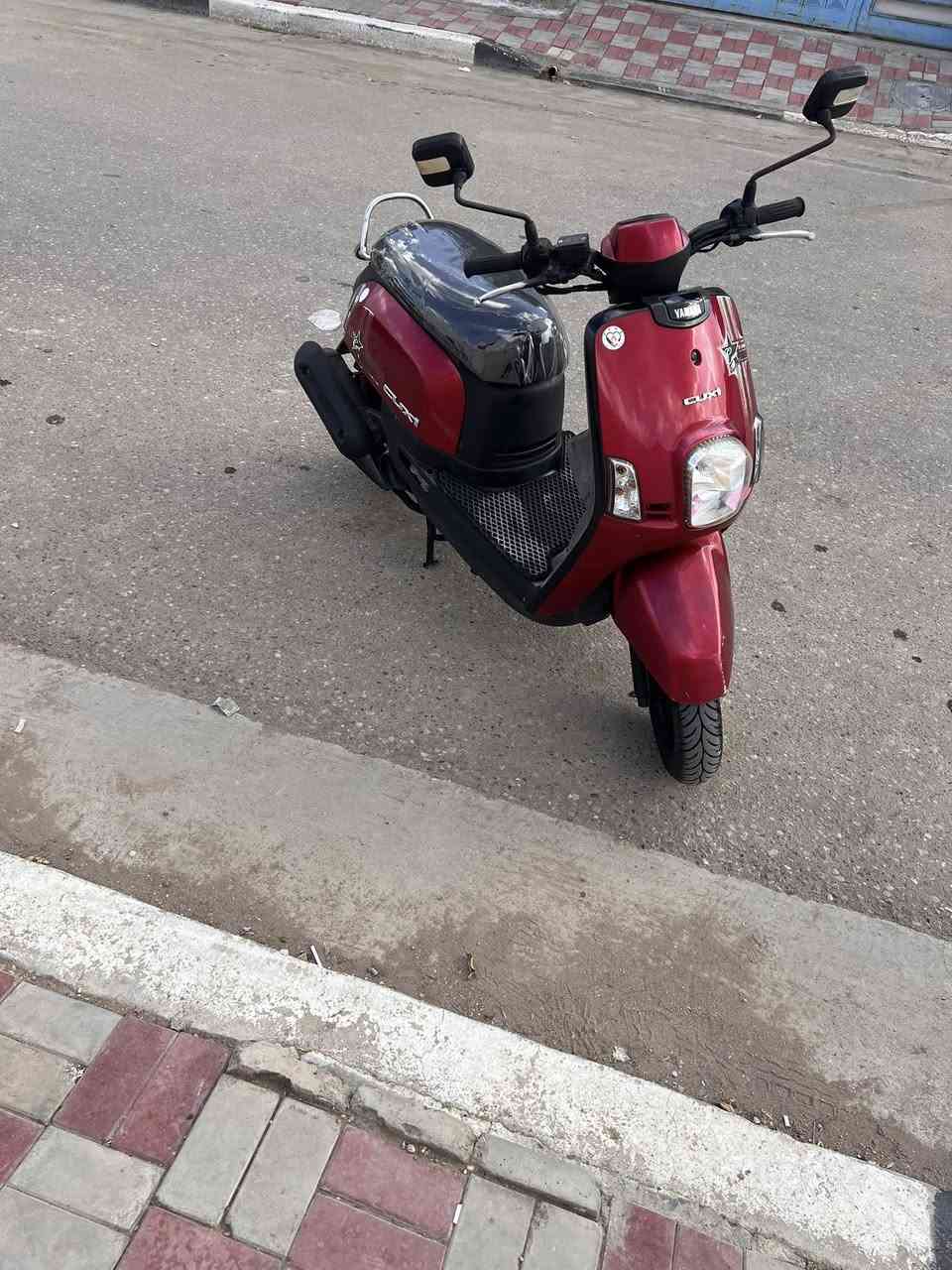 السلام عليكم دراجه بوليسي موديل 10صار يومين من طلعت جديده ناعمه وكلشي شغال بيها وختم واحد وكله بلاد مليون و50وبيه مجال *********** عنوانه طوريج
