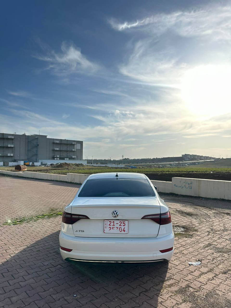 تلفون ***********
فولگس واگن جيتا٢٠٢٤
سعر ١٣٥ ورقه مجال بسيط
بجم كبس راديتر بلادي 
مواصفات شاشه كاميره دشبول الكتروني رادار تحكم استيرن تحديد سرعه بريك بصمه دبل گير ويل كروم لايت زينون نيضام ايكو گير محرك حجر گزوز رادار ب شرط 
٢ قطعه و نص صبوخ بدون دواخل بدون ارباكات
سياره ب شرط ترقيم اكر, نينوى
