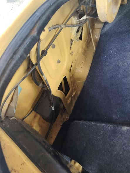 السلام عليكم ورحمة الله وبركاته
سايبة موديل ٢٠١٥ 
مصفرة غرامات ومطلوبة هيئة ٢١ الف 
رقم بغداد الجديد تحويل ثاني يوم 
مابيها نقص اي شي جاهزة من كل شي 
مكاني بغداد الراشدية
راديتر جديد هسة داشدلها 
كير محرك تبريد وتدفئة كله مكفول خياس زنجار ماكو 
سعرها ٣٨ وبيها مجال حك الجية 

*********** 
متواجد اتصال 
***********
هذا الرقم واتساب
