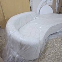 شازلونة جديدة غير مستخدمة قياس 220سم لونهة ابيض قماش درجة اولى للتواصل...