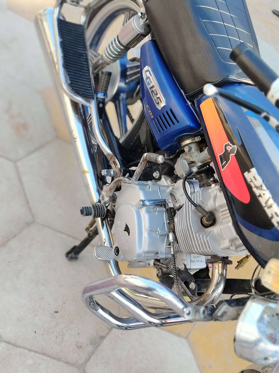 دراجه بارت البيع مكفوله محرك مكفول كهربائيات شغاله سلف شغال باتري جديد  تواير جدد دراجه موديل 2022 اوراق مكان الناصريه الغراف
***********
