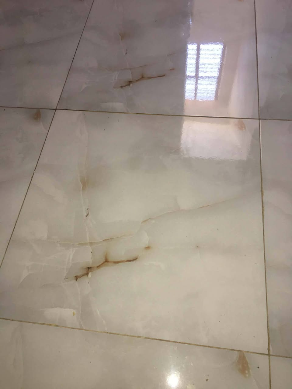 مواد للبيع بورسلين والوأح ومرمر للبيع للاتصال برقم***********
