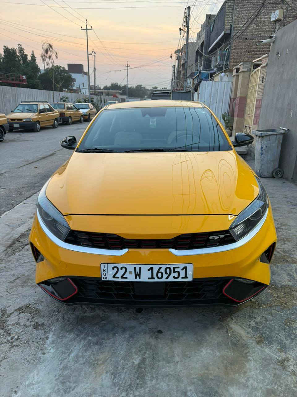 كيا فورتي مديل 2023
سياره جديده حادثه مثل ما موضحه بل صوره 

موصفات جيتي لاين 

للاستفسار خاص 

و رقم الهاتف ***********
