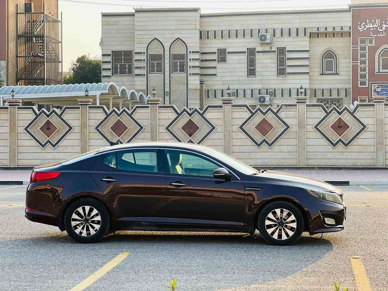 اوبتما مديل 2015 سعر 108 قابل للتفاوض الأستفسار اتصل *********** وارد أمريكي حادثها جاملغ وبنيد بدون دواخل والباقي كفاله عامه مواصفات شاشه كبيره تحكم ستيرن داخل بيجي قطعتين تبريد حساسات امامي وخلفي مثبت سرعه نضام ايكو مكينه 2400 مكينه وكير مكفولات حداديه جديده تخم تاير تبريد ثلج ❄️ تدفئه شغاله مشروع وطني سنويه ل 29 مكان سياره كربلاء
