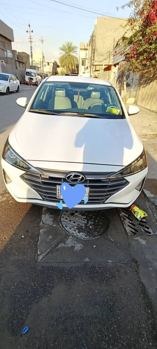 سلام عليكم الانترا موديل 2019 أمريكي حادثهه وسونارهه معروض امامك بالمنشور كير ايتي مكفول مكينه 2000دوش مكفوله  رقم بغداد ماشيه 143  الاستفسار ***********
