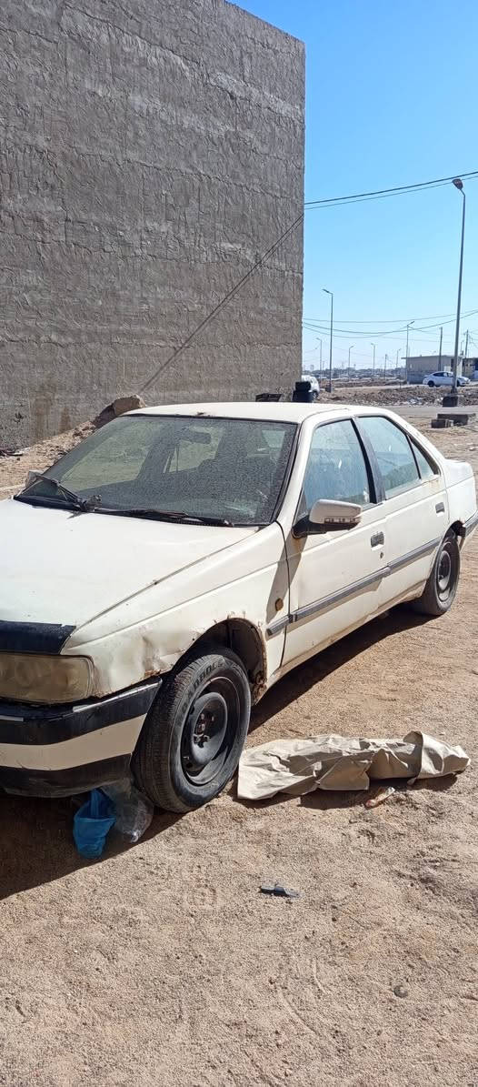 للبيع بيجو 405 رقم بصره سنويه منتهيه تحويل ثاني يوم السعر 17  وبيها مجال  ***********
