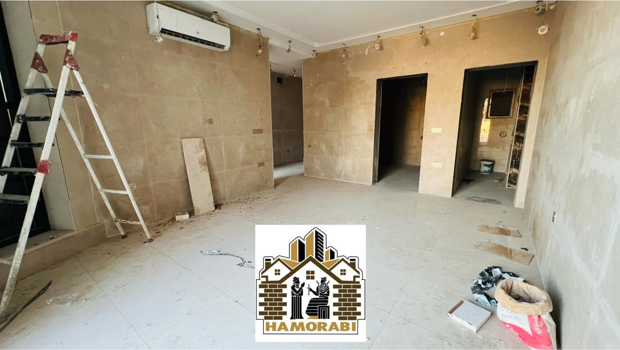 حصرياً لدى شركة عصر حمورابي العقارية 🚨

📍 الموقع : الجادرية –  المربع الرئـــاسي

🏡 دار سكني حديث (زيرو) بتصميم معماري فاخر وتشطيبات سوبر ديلوكس
مناسب للسكن الراقي أو للاستثمار طويل الأمد.

🔹 المساحة : 154 متر
🔹 الواجهة : 7 متر
🔹 عدد الطوابق : 4 طوابق
🔹 يحتوي على مصعد داخلي يخدم جميع الطوابق
🔹 بناء حديث جداً باستخدام أجود مواد البناء والتصنيع
🔹 تصميم داخلي أنيق وعصري مع استغلال ممتاز للمساحات
🔹 تشطيبات فاخرة وديكورات حديثة
🔹 إنارة طبيعية ممتازة وتهوية مثالية
🔹 موقع سكني مميز وآمن

للمزيد من المعلومات أو الحجز والمعاينة يرجى الاتصال على:

(حسن ابو يمان )
📱 ***********

🏢 شركة عصر حمورابي العقارية
📍 الكرادة – شارع العطار – بناية عصر حمورابي
✔️ شركة مجازة رسمياً
✔️ نستقبل كافة العروض العقارية (بيع – شراء – إيجار – إدارة أملاك)
