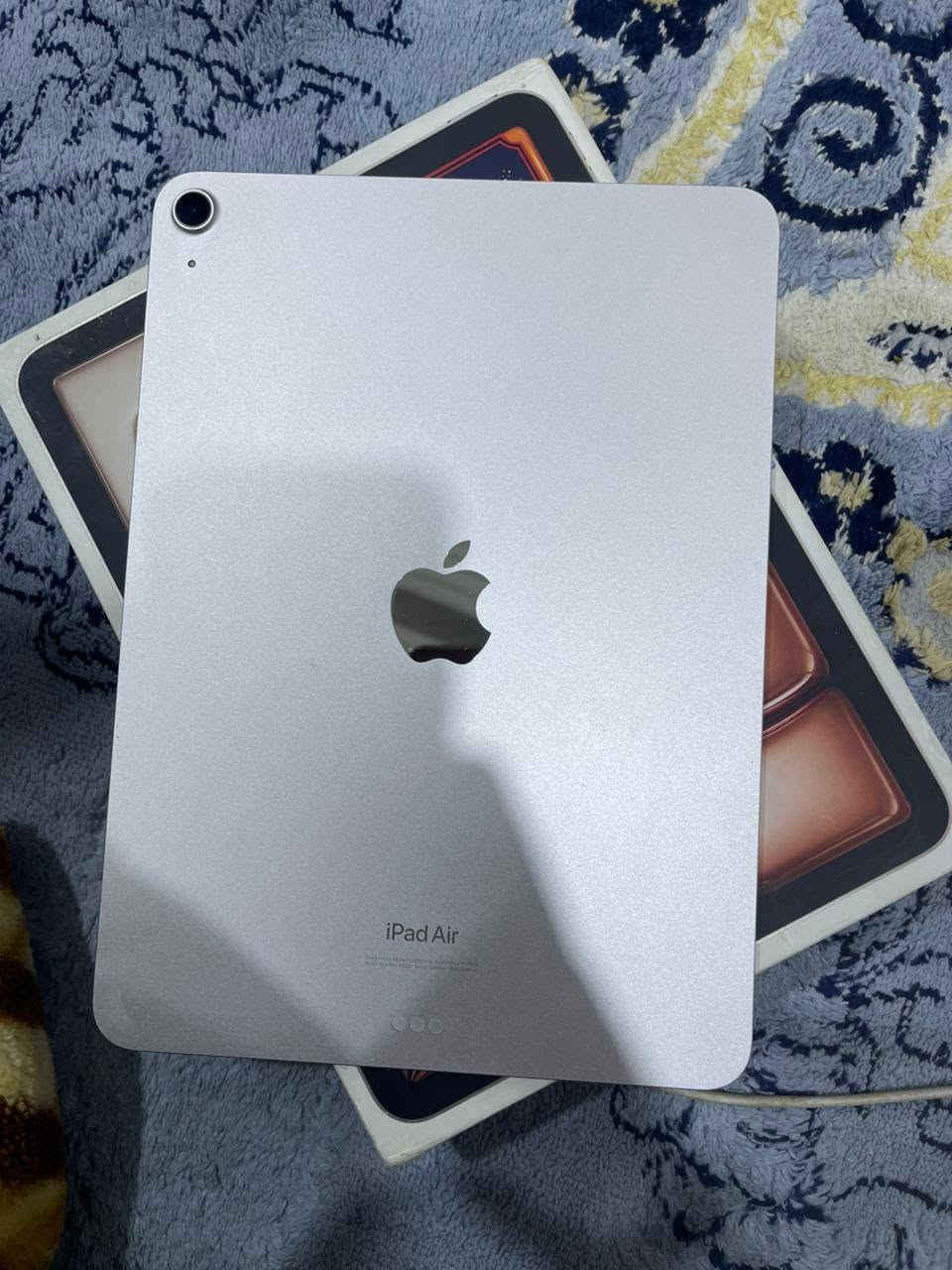 سلام عليكم ايباد للبيع اير 6 ذاكرته 128 البطاريه 86 بس بي كسر بل حساس بس يلمس طبيعي المعالج ماله M2 ملحقاته كارتونه + واير ايفيد للدراسه وللعب ايباد كلش نضيف مكاني كربلاء طريق بغداد عامود 153  السعر 410  بي مجال قليل الحاب يتواصل هاذه رقمي ***********
