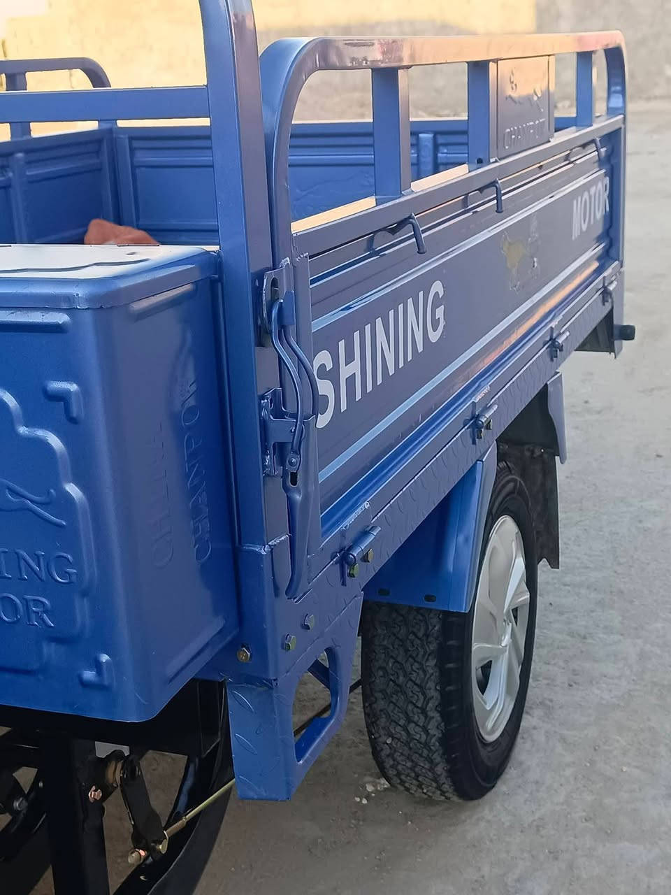 سلام عليكم ستوته للبيع موديل 2023 نضيفه محرك 200 دشبول كتروني السعر  2750 وبيه مجال العنوان النجف شارع كربلاء الاستفسار الاتصال على رقم ‏‪***********
