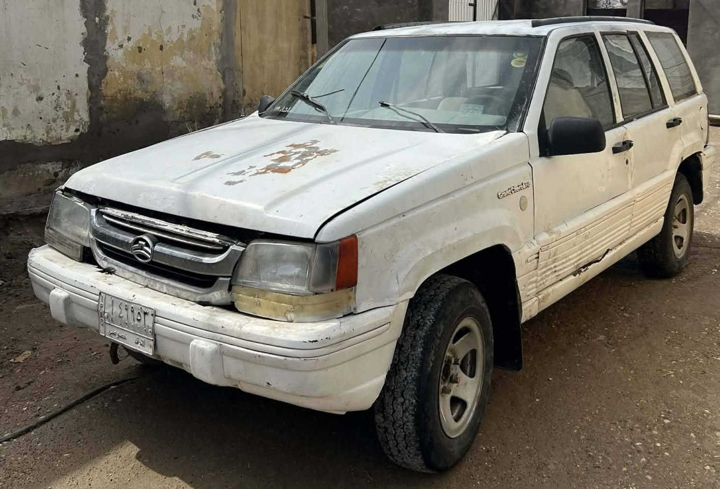 البيع نقد  مجالى جيب شيروكي ***********
موديل 93  رقم نجف تحويل مباشر سنويه 27

مكينه هستوني شاده ونجي وكير جدد 

علمن سياره موجود بلكوت مركز مدينه الاستفسار رقمي 

***********
