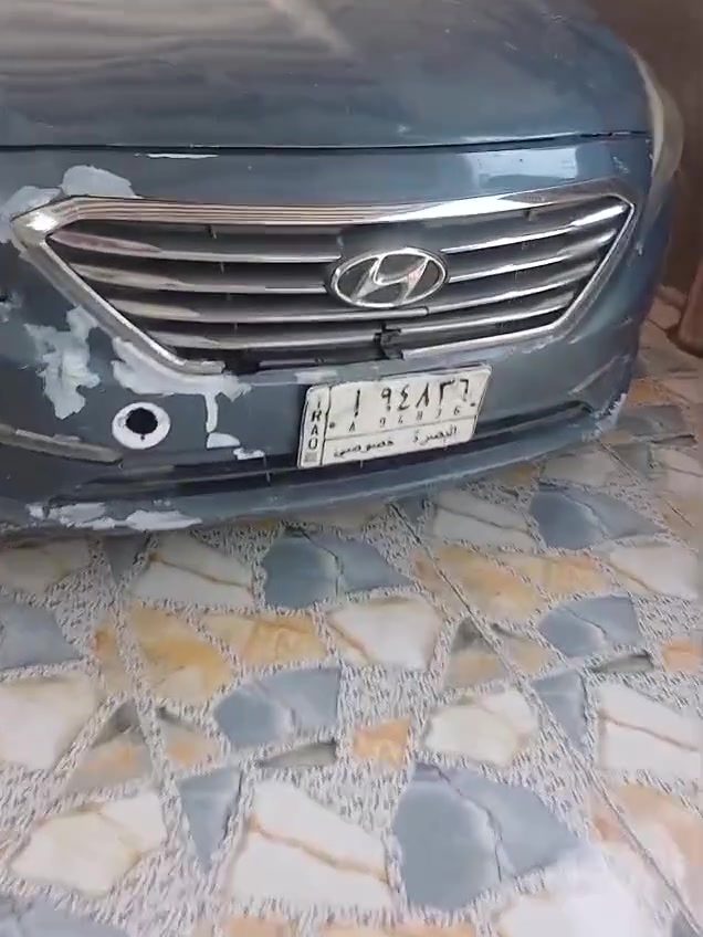 سياره خير من الله 2015 مري كهرباء  تبريد شغال كير اوتو شاشه كامره خلفيه
عليه كمرك 20 ورقه الشراي يجي خاص رقمي *********** 
صاحب السياره بخور الزبير رقمه بس عندي انه مشتري السياره من المعارض
