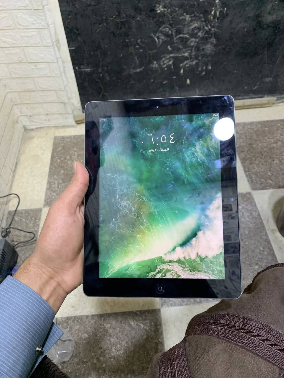 ايبادات ثنين للبيع الذاكرة ٣٢ نضافة ٩٠٪؜ بـ125 الف ثنينهم ***********
