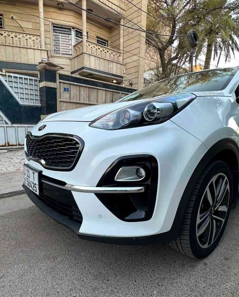 سلام عليكم
سبورتج ٢٠٢٠ بغداد خليجي باسمي هزة وسنوية جديدة كفالة عامة من الصبغ حتة الدعاميات فقط بارد اريع اصابع باب السايق السيارة جديدة جدا جدا مال بيت ماشية ٩٦ الف مكينة كير حدادية على وضع الشركة  السعر ١٨٥ ورقة للستفسار ***********
