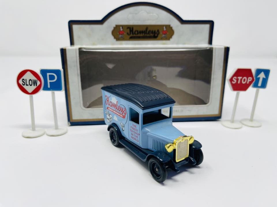 🚗🇬🇧 سيارات إنكليزية كلاسيكية أصلي
🔩✨ صناعة حديد • إنتاج قديم
💠👌 جودة عالية • تفاصيل راقية
🎯🧳 مناسبة لهواة الجمع والقطع النادرة
📈💎 اقتناء يضيف قيمة وأناقة لأي مجموعة


**إذا كنت صاحب هذا الإعلان وتريد حذفه لأي سبب، رجاءا أرسل رسالة إلى الدعم الفني**