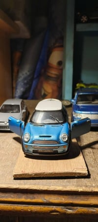 للي يريد يتميز شوي مجسم mini coper S حجم 1 /28 سعر 14 للتواصل 07863497...