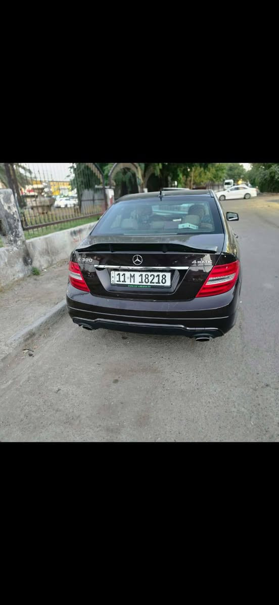 مارسدس C300 2012 فول مواصفات مكفولة من ضربة وصبغ سونار بل منشور 6سلندر رقم بغداد بسمي مكاني بغداد الحرية السعر 147 مجال قليل رقمي ***********
