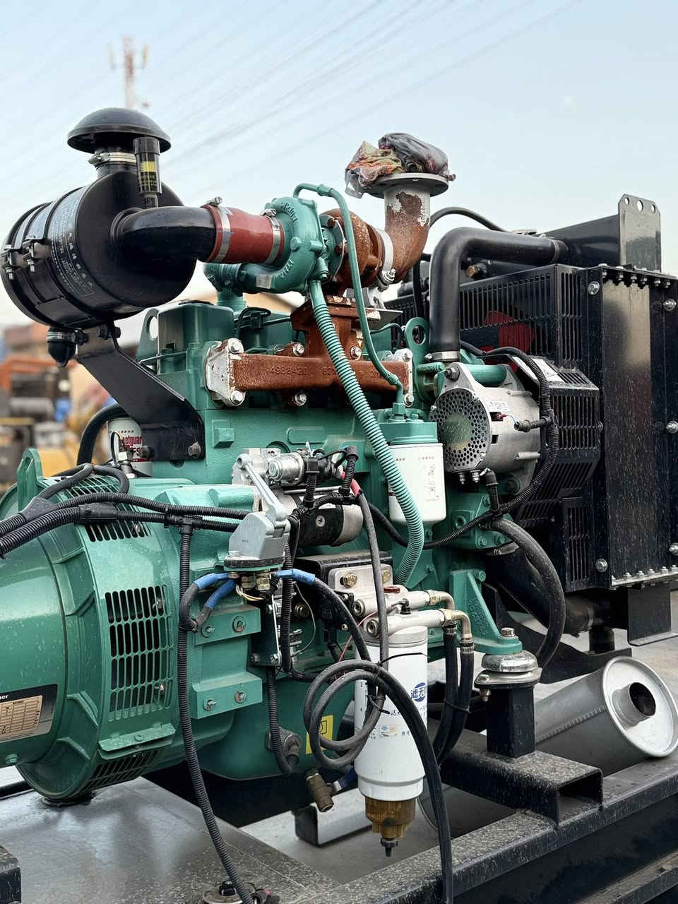 سلام عليكم
للبيع مولده كمنز امريكي (4) سلندر
ستندر ما مفتوح بلادي اوربي (50kv) 
ساعات العمل // 13 // موديل 2019
العنوان أربيل // استفسار واتساب  ***********//***********
توصيل لجميع محافظات العراق موجود🚛
