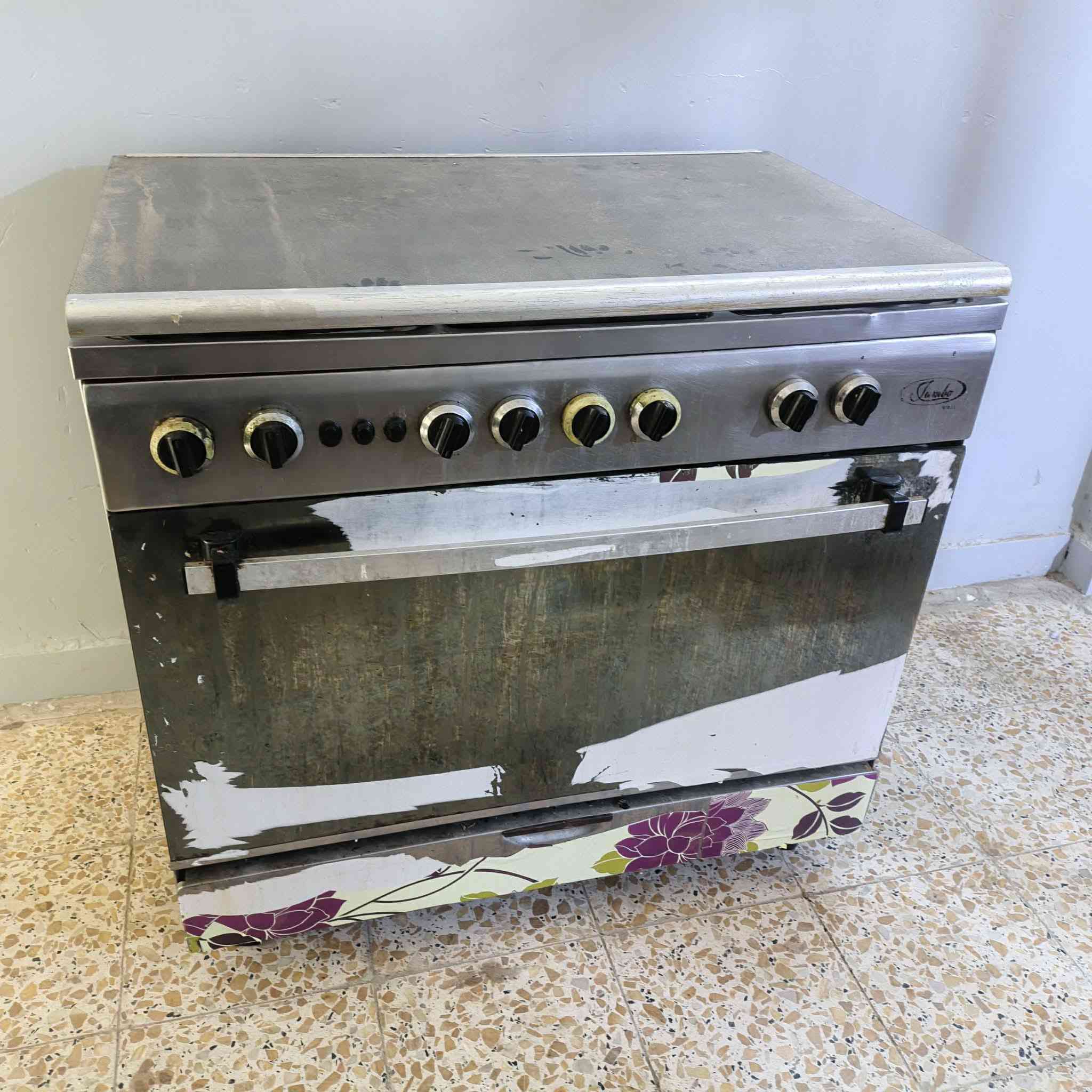 طباخ شغال السعر 100


**إذا كنت صاحب هذا الإعلان وتريد حذفه لأي سبب، رجاءا أرسل رسالة إلى الدعم الفني**