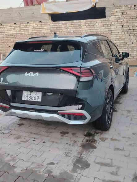 السلام عليكم 
سبورتج 2024 وارد امريكي 
فول مواصفات SX PRESTIGE 
الضرر كما موضح بل صور 
بصمة 
تشغيل عن بعد 
بونوراما 
جنطة كهرباء 
4 كامرات 360 
داخل احمر 
شاشة متصلة تجتل 
رادارات امامي خلفي 
حساسات امامي خلفي 
بعد مواصفات معروفة 
السعر 235 ورقة 
العنوان بغداد حي النصر 
رقم الهاتف ***********
