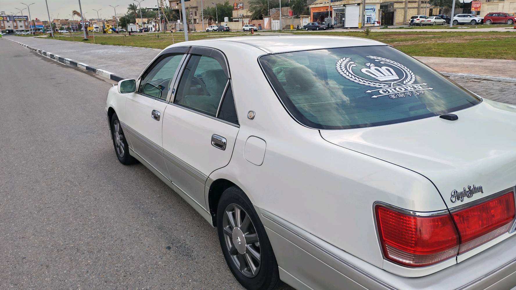 السلام عليكم جنون خضراوي قرار48 كرستال اصل سنويه 2027 تنتهي رقم بصره انكليزي تلث دكم ديفور الجبير تبريد ثلج 
غرفه جلد كفاله كص ونقل والضربه القويه
مامكفوله من الصبغ حداديه حلوه تخم تاير 
ويل نجمه سياره حلوه تجي وشوف بعينك
السعر 135 وبيه مجال مكاني البصره القبله 
***********
***********