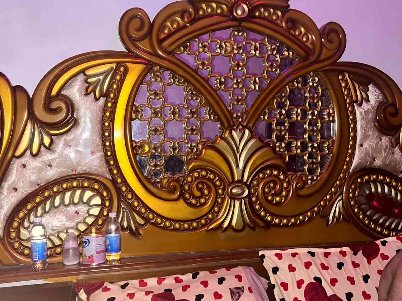 سلام عليكم غرفه نوم اللبيع مستعجل ع بيعه مكان مدينه الصدر الاستسفسار ***********
