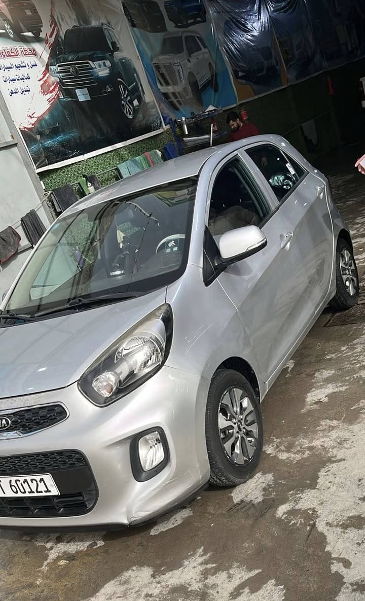 سلام عليكم بيكانتو خليجي موديل 2016 مكفول من صبغ عده مكانين بارد وطخه ماشيه 46  سعر 100 بيه مجال موصفات معروفه سياره حلوه جاهزه رقم جديد بغداد هزه فحص سنويه كله جديد تحويل مباشر مكاني بغداد رقمي ***********
