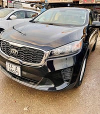 سورنتو ٢٠١٩ • ٩٦ الف • وارد امريكي