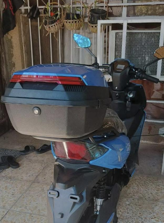 سلام عليكم
دراجه سكنس (mtr ) من مؤيد طياره الي يعرف دراجات mtr
للبيع
ست بطاريات استخدام اشهر قليله
اللّٰه شاهد امشي بيها 60 كيلو ويبقه بيها قليل بصمتين وسويج بيها بك اشاير ثلاث سرع
الدراجه كلش نظيفه وقويه 
ملاحظه الصندوك اني موخره بس موجود 
للبيع 700 وبيها مجال قليل مشتريها مليون وميه وستين اللّٰه شاهد
مكاني الغدير واتساب ***********
