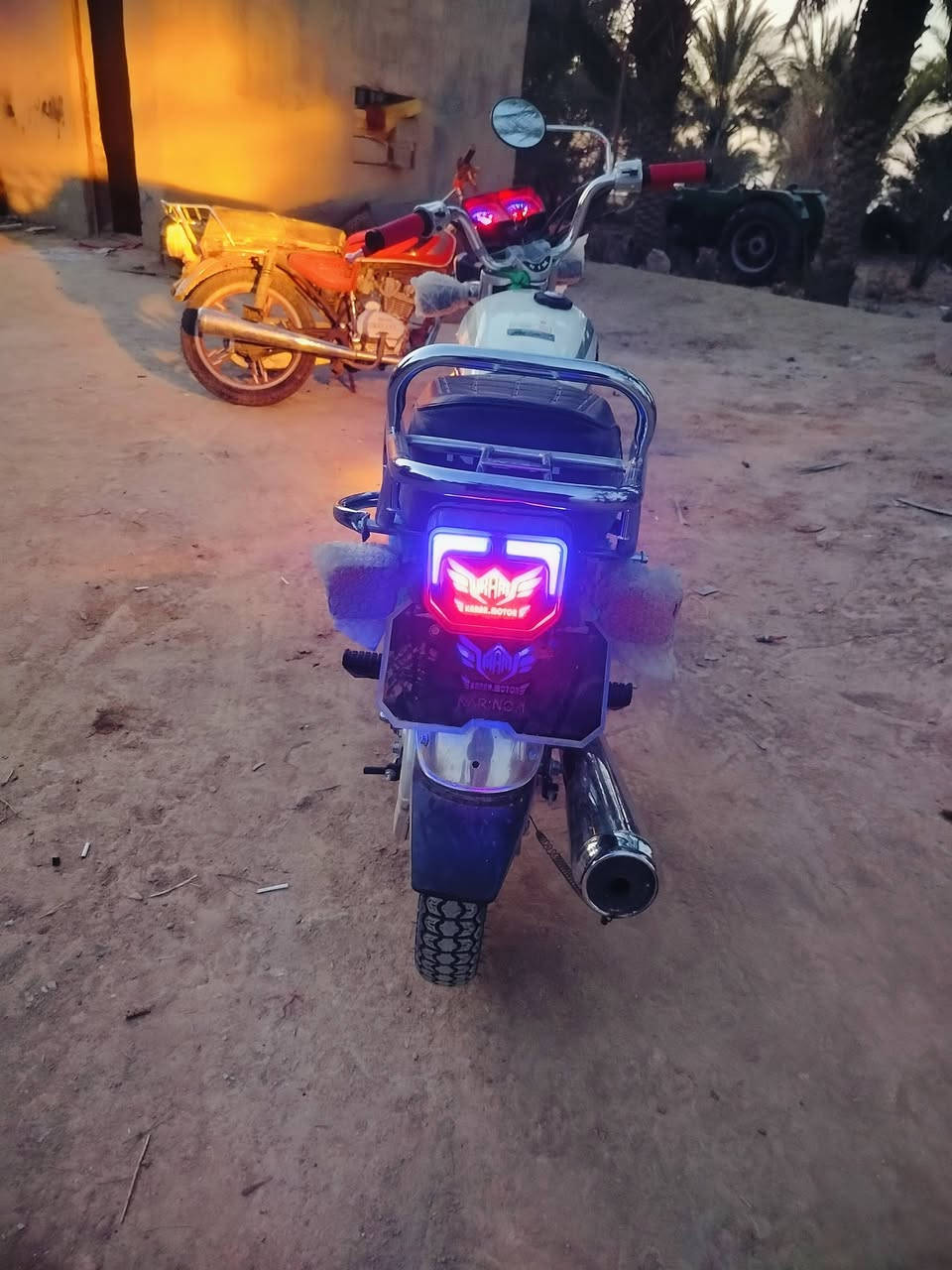 نامه 2025 اوراق سكنر. دراجه كارتون بعده. السعر  700 وبيه مجال شويه. شرط من تجي ماتكلبه. مكان الناصرية قضاء الاصلاح.  ***********..... ***********....
