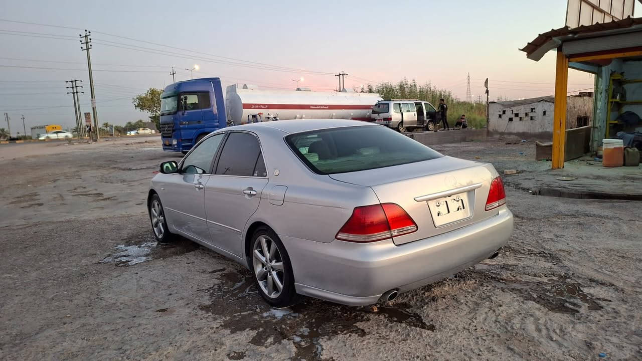 سلام عليكم سياره شاهينه 2003 بسمي رقم نكليزي مداور ثاني يوم سياره مكفوله من ضربه ولكص  السعر 145وبيه مجال الستفسار عن مواصفات السياره هذا رقمي مكاني نجف كوفه  ***********
