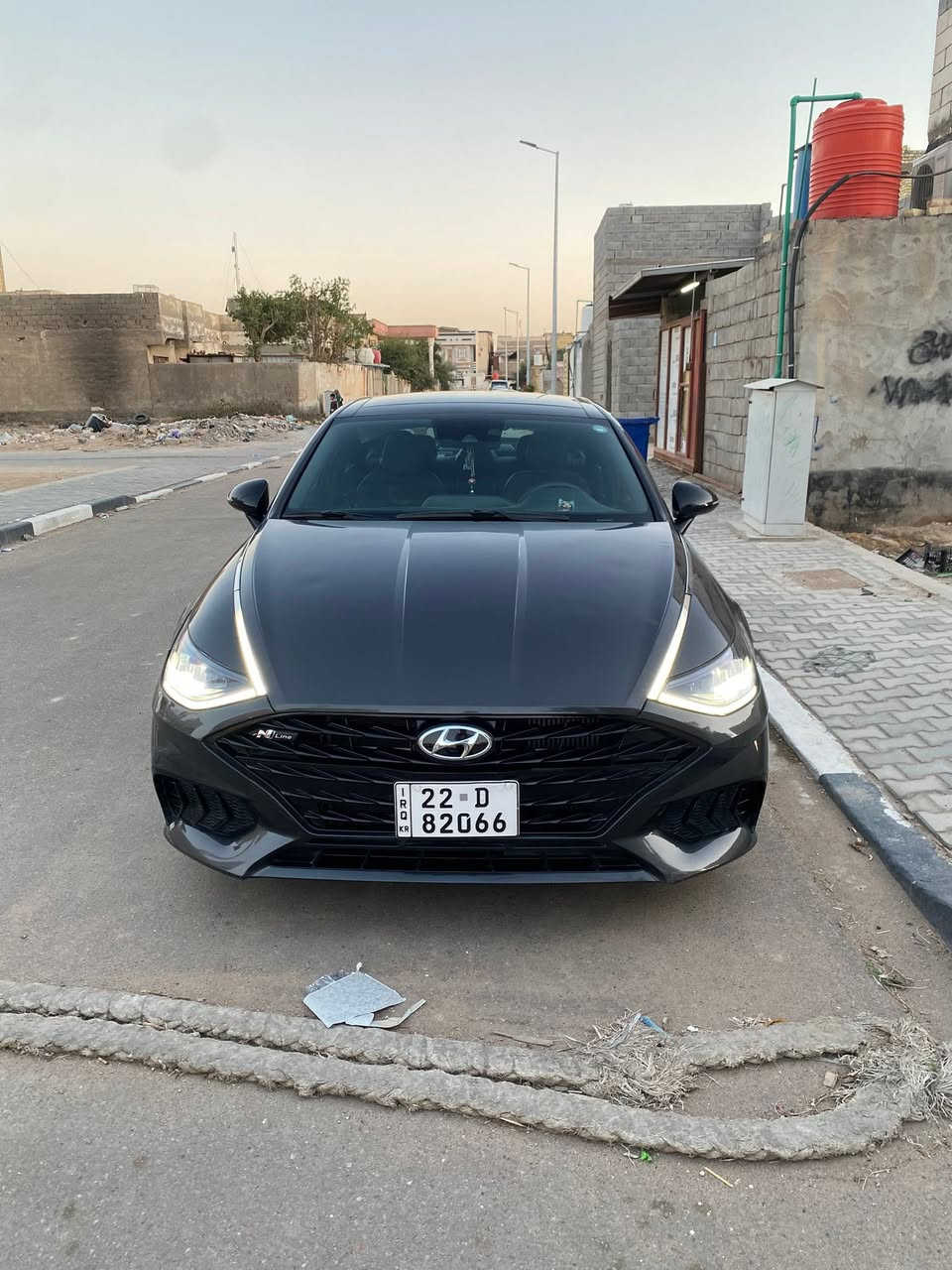 يالله سلام عليكم سوناتا نسخه ان لاين مديل 22 
محرك 2500 تيربو گير دبل كلج 8 نمر 
فول مواصفات الحادثه موضح بصور وبيها كلير 
ماشه 30 الف ميل يعني 50 الف كيلو 
رقم اربيل
مستعجل على بيعتها السعر 170 
***********
مكاني بصرة
