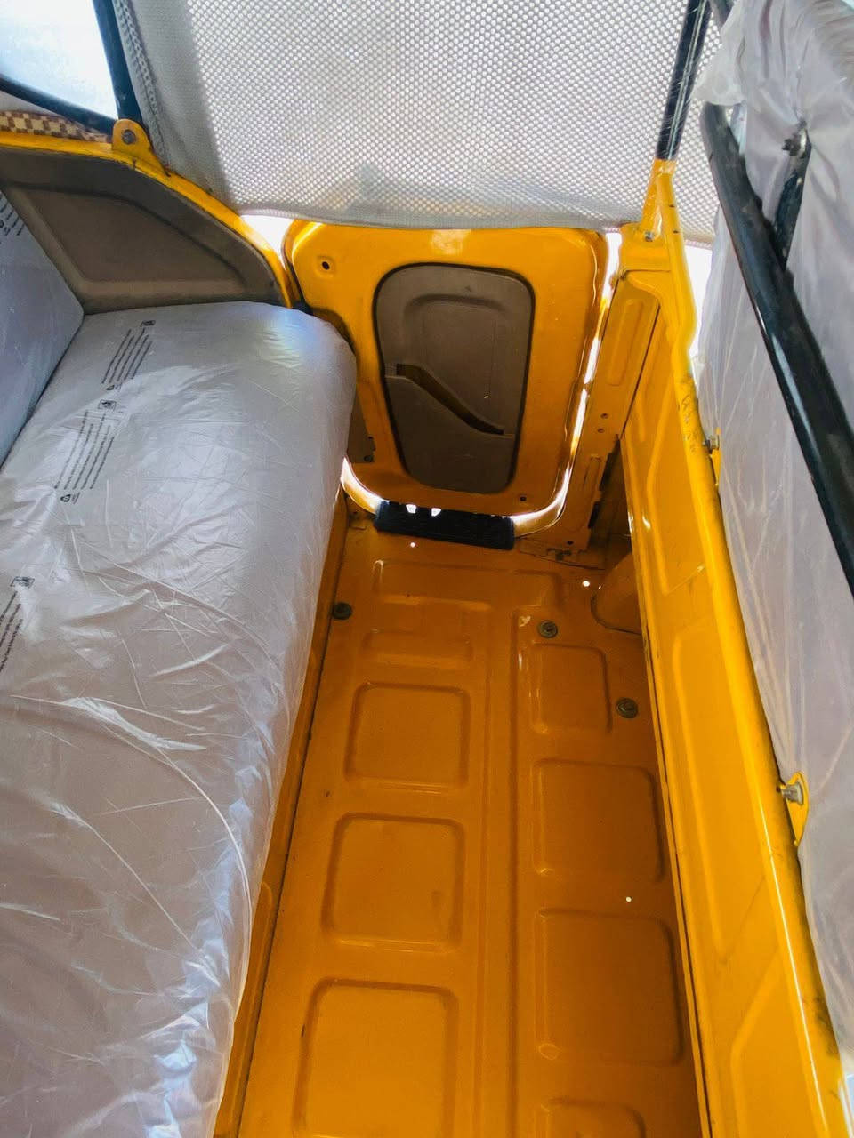 سلام عليكم تكتك لبيع 2022 شهر 10 تكتك جديده بعنه الكلامه مكلف بل نشر رقم صاحبه *********** ومكان مدينت الصدر مكفوله كفاله عامه
